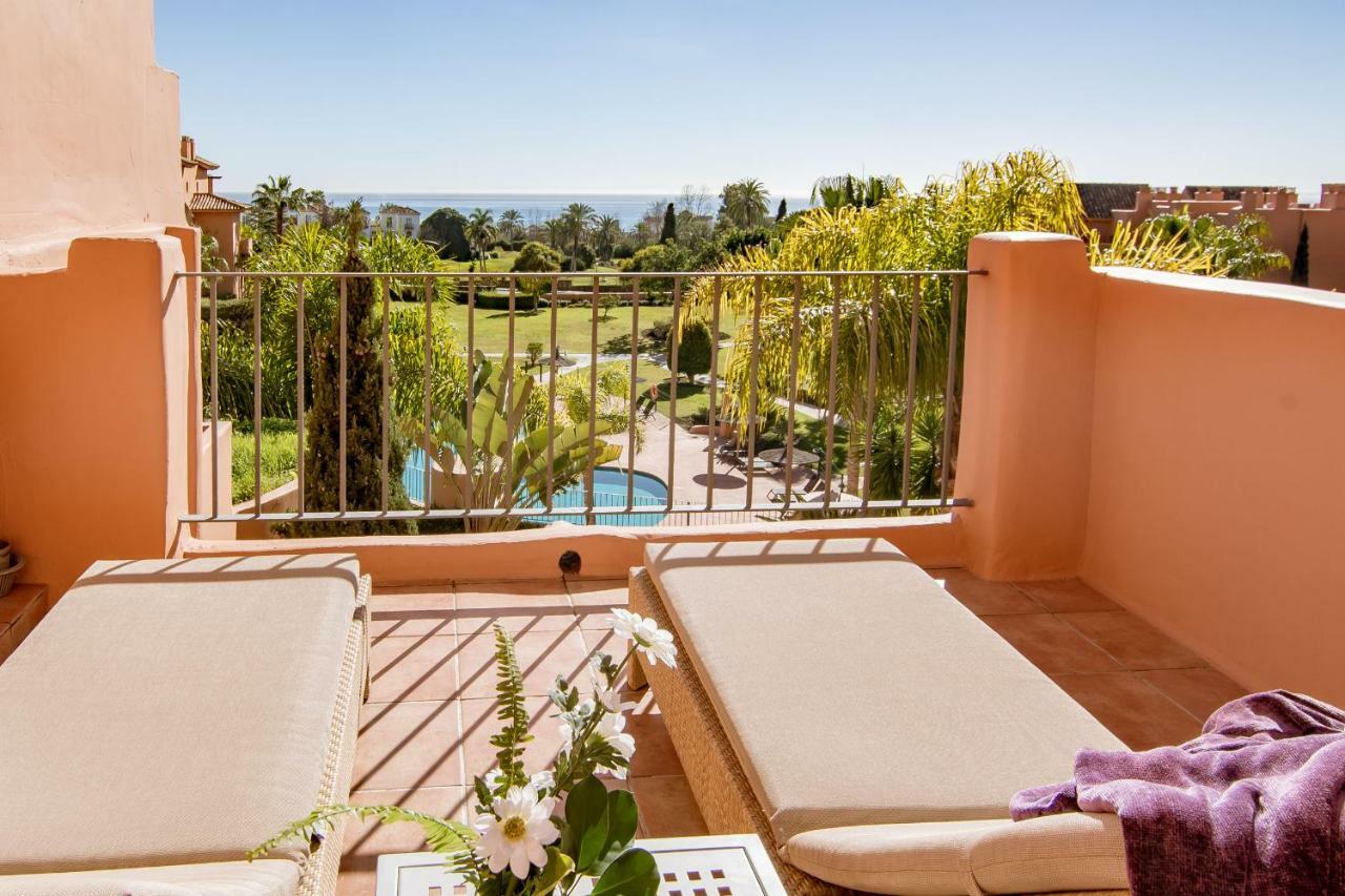 Seaview Luxury Penthouse 24 Hour Security And Underground Parking Estepona